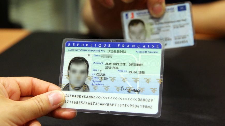 Carte d’identité ou passeport